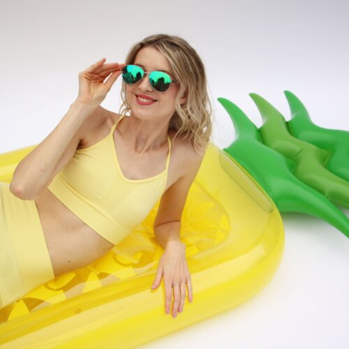 tylers-pineapple-inflatable-floatie